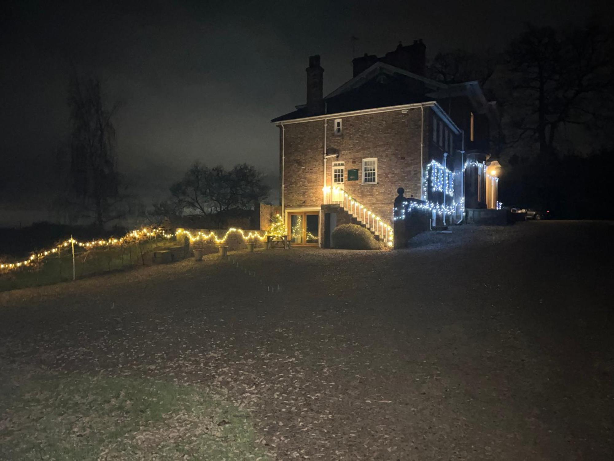 Hall Cottage, Wighill Near York And Leeds Тадкастър Екстериор снимка